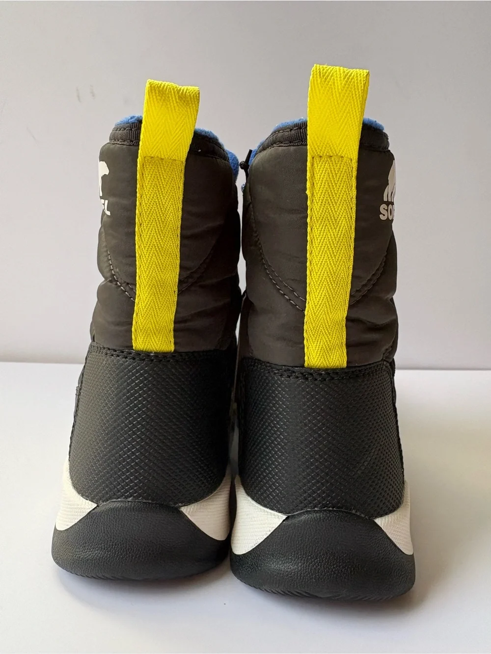 Sorel Youth Whitney II Winter Boot size 5 New